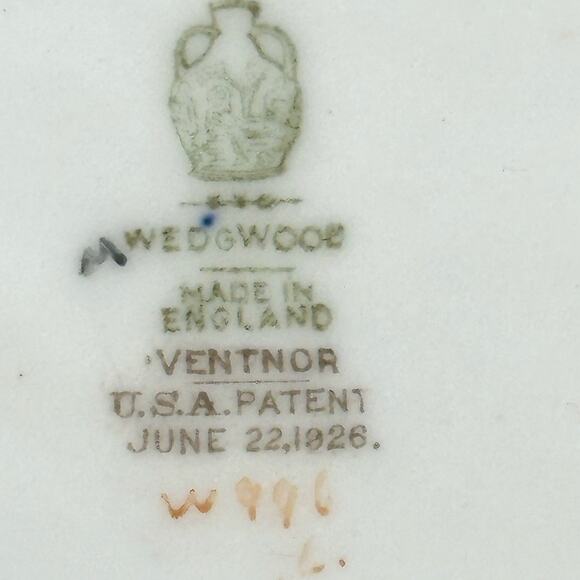 Antique Wedgwood Ventnor Enameled 10.5" Dinner Plate 1920's-Set of 3 - Picture 7 of 7